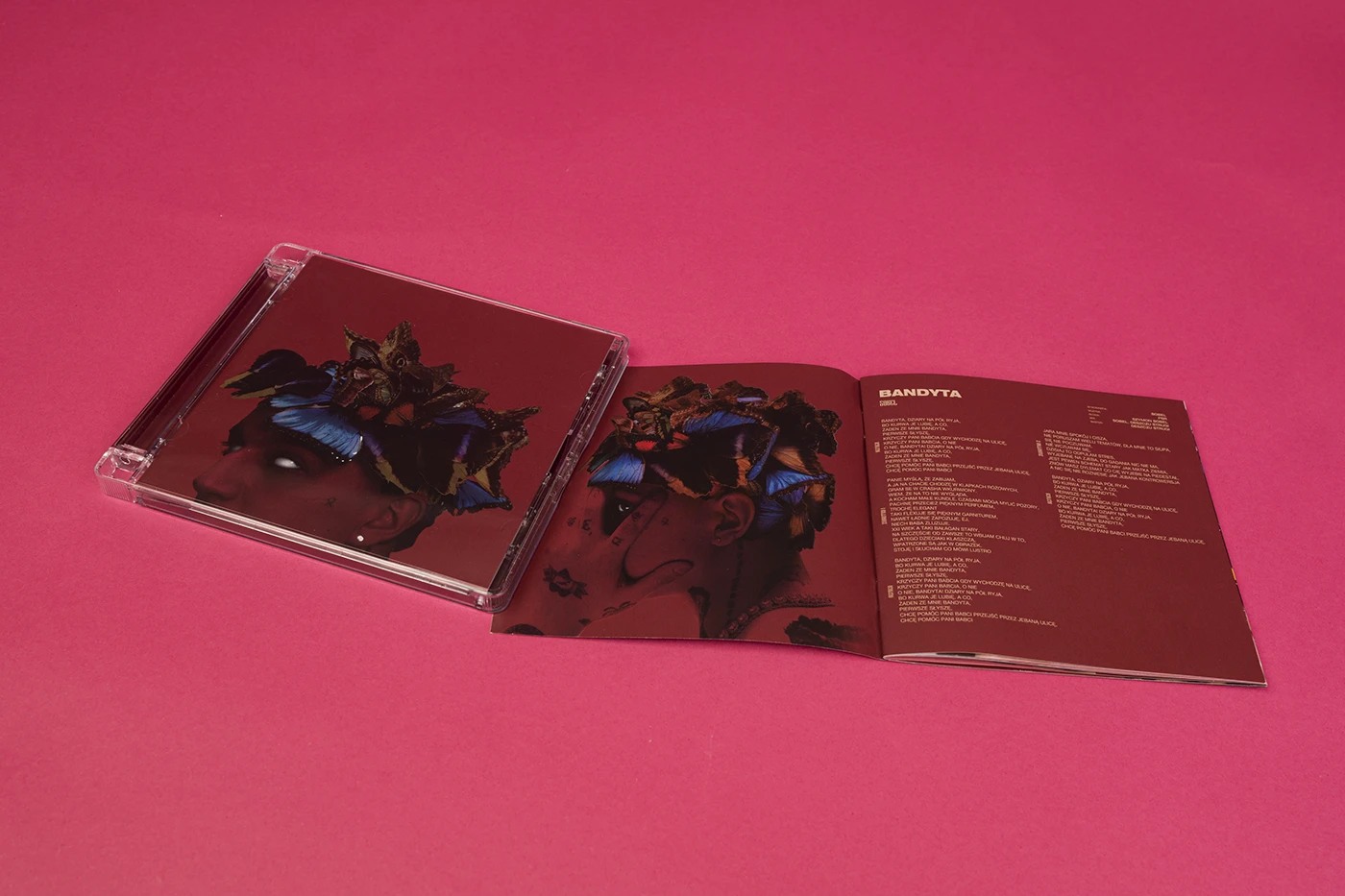 Sobel, rozłożony booklet